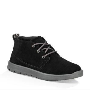 UGG Kids Canoe Black Seude Chukka 12
